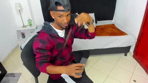 Snapshot of anthoy_wayans chatting on 21, 1, 2025       online show from 21, 1, 2025