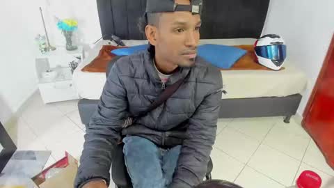 Snapshot of anthoy_wayans chatting on 11, 2, 2025       online show from 11, 2, 2025