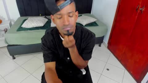 Snapshot of anthoy_wayans chatting on 5, 3, 2025       online show from 5, 3, 2025