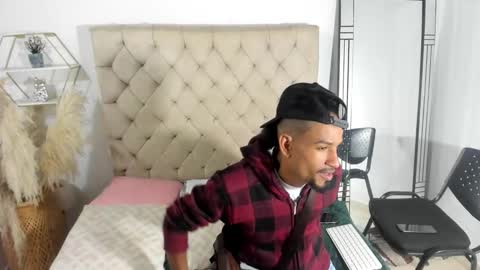 Snapshot of anthoy_wayans chatting on 27, 9, 2025       online show from 27, 9, 2025
