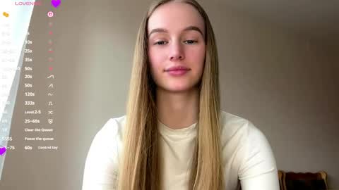 Snapshot of antionettepulgarin chatting on 28, 5, 2026 Viktoria online show from 28, 5, 2026