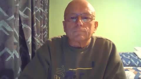 Snapshot of antmatt2025 chatting on 27, 11, 2025 antmatt2025 online show from 27, 11, 2025