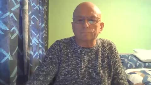 Snapshot of antmatt2025 chatting on 2, 12, 2025 antmatt2025 online show from 2, 12, 2025