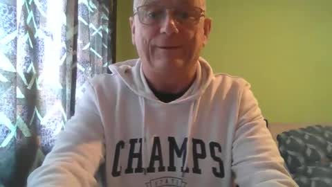 Snapshot of antmatt2025 chatting on 12, 1, 2026 antmatt2025 online show from 12, 1, 2026