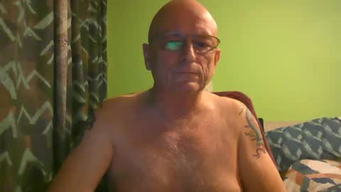 Snapshot of antmatt2025 chatting on 10, 2, 2026 antmatt2025 online show from 10, 2, 2026