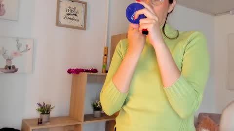 Antonella online show from 24, 10, 2025