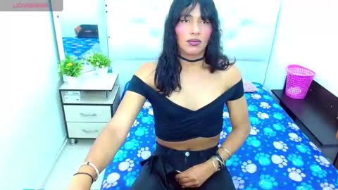 antonela_xx3 online show from 30, 12, 2024