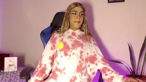 Antonella online show from 7, 11, 2025