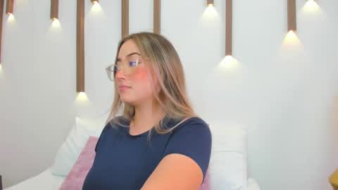 Snapshot of antonella_cutie_ chatting on 12, 2, 2025 A N T O N E L L A online show from 12, 2, 2025