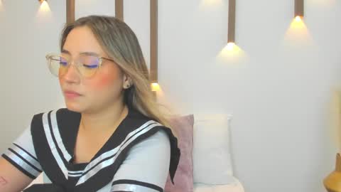 Snapshot of antonella_cutie_ chatting on 13, 2, 2025 A N T O N E L L A online show from 13, 2, 2025