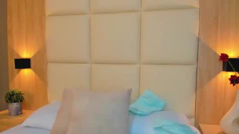 Snapshot of antonella_cutie_ chatting on 13, 11, 2025 A N T O N E L L A online show from 13, 11, 2025