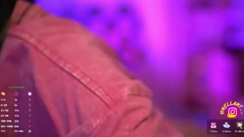 Snapshot of antonella_maitt chatting on 25, 10, 2025 Nell. online show from 25, 10, 2025