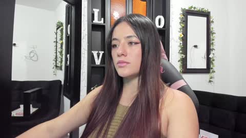 antonella  online show from 3, 12, 2024