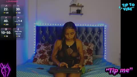 Snapshot of antonellaandnoah chatting on 19, 2, 2025 AntonellaAndNoah online show from 19, 2, 2025