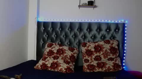 Snapshot of antonellaandnoah chatting on 10, 3, 2025 AntonellaAndNoah online show from 10, 3, 2025