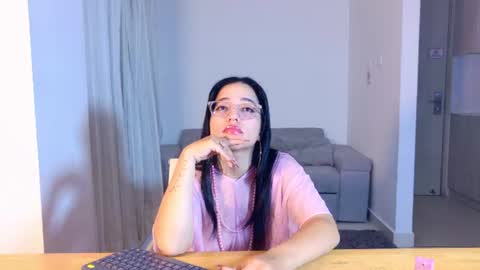 Antonella online show from 5, 7, 2026