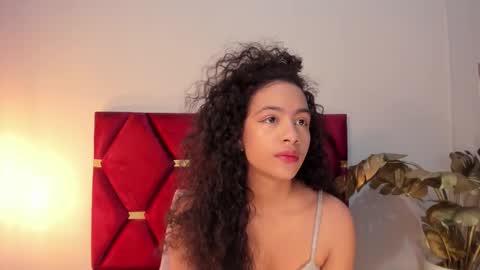 AntonellaHall  online show from 21, 10, 2025