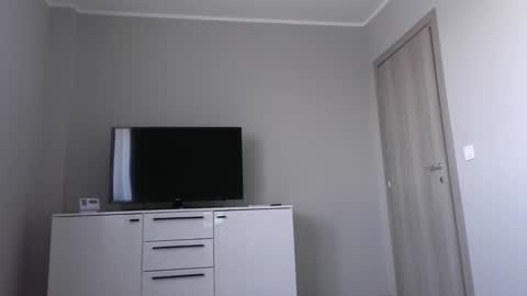 Antonia online show from 5, 1, 2025