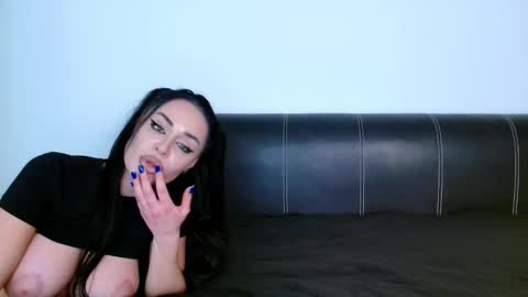 Snapshot of antonia98x chatting on 31, 1, 2025 antonia98x online show from 31, 1, 2025