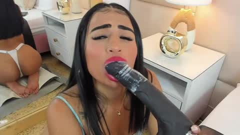 Antonia online show from 8, 10, 2025