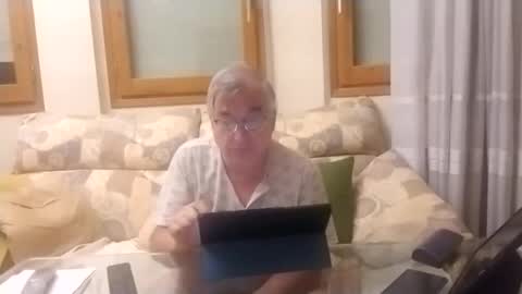 Antonio online show from 5, 10, 2025