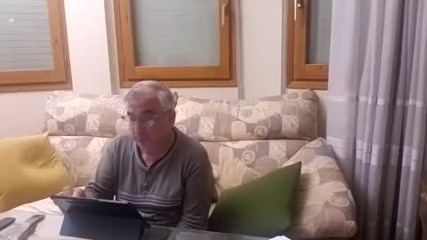 Antonio online show from 24, 10, 2025