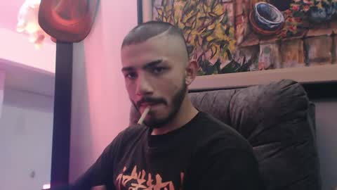 Snapshot of antoniocuervo chatting on 4, 1, 2025 Hadez online show from 4, 1, 2025