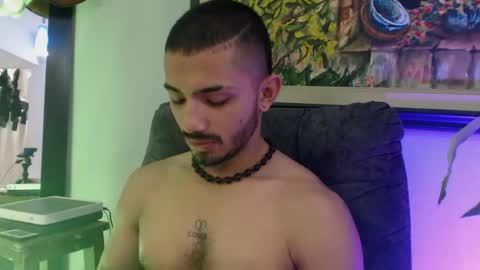 Snapshot of antoniocuervo chatting on 8, 2, 2025 Hadez online show from 8, 2, 2025