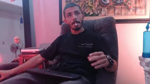 Snapshot of antoniocuervo chatting on 15, 2, 2025 Hadez online show from 15, 2, 2025