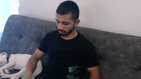 Snapshot of antoniocuervo chatting on 18, 2, 2025 Hadez online show from 18, 2, 2025