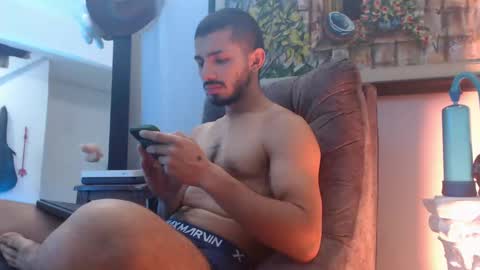 Snapshot of antoniocuervo chatting on 19, 2, 2025 Hadez online show from 19, 2, 2025