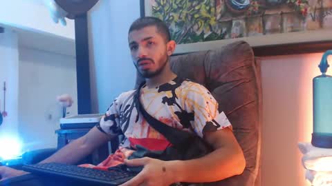 Snapshot of antoniocuervo chatting on 20, 2, 2025 Hadez online show from 20, 2, 2025