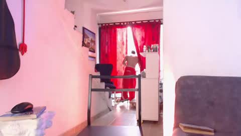 Snapshot of antoniocuervo chatting on 2, 3, 2025 Hadez online show from 2, 3, 2025