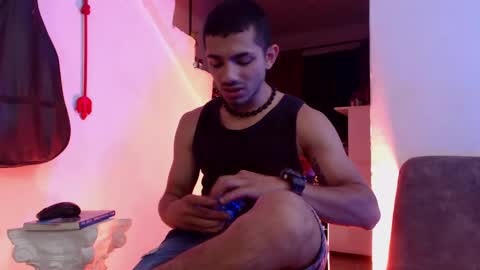 Snapshot of antoniocuervo chatting on 3, 3, 2025 Hadez online show from 3, 3, 2025