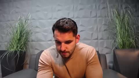 Snapshot of antoniovalentinidiamond chatting on 7, 12, 2024 HI My name is Antonio online show from 7, 12, 2024