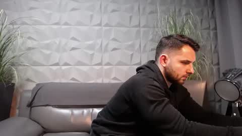 Snapshot of antoniovalentinidiamond chatting on 23, 1, 2025 HI My name is Antonio online show from 23, 1, 2025