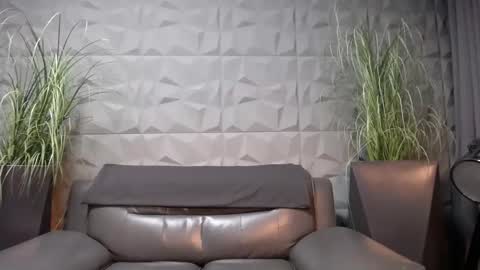 Snapshot of antoniovalentinidiamond chatting on 25, 1, 2025 HI My name is Antonio online show from 25, 1, 2025