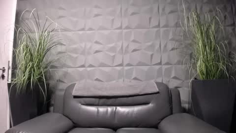Snapshot of antoniovalentinidiamond chatting on 5, 2, 2025 HI My name is Antonio online show from 5, 2, 2025