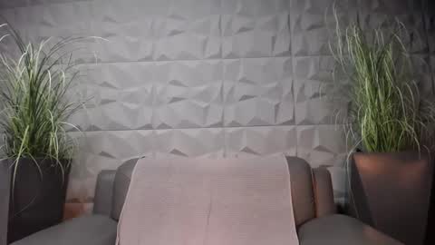 Snapshot of antoniovalentinidiamond chatting on 13, 2, 2025 HI My name is Antonio online show from 13, 2, 2025
