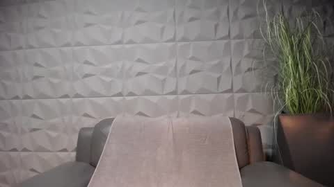 Snapshot of antoniovalentinidiamond chatting on 24, 2, 2025 HI My name is Antonio online show from 24, 2, 2025