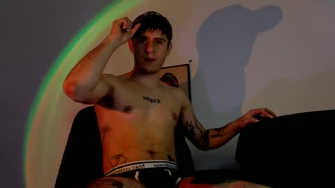 Snapshot of antonnello_ chatting on 8, 7, 2026 antonnello_ online show from 8, 7, 2026