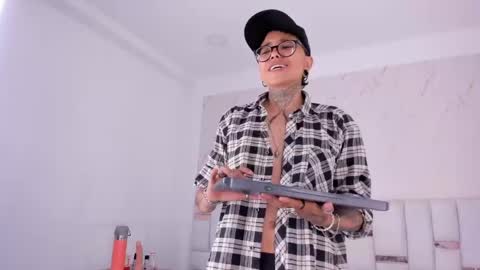 antony_d_ossa online show from 22, 4, 2026