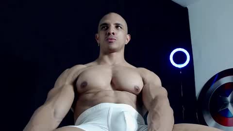 Instagram miguelangel1802  online show from 10, 2, 2025