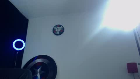 Instagram miguelangel1802  online show from 22, 2, 2025