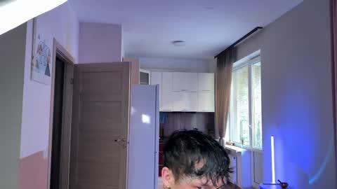 Tom online show from 21, 3, 2026