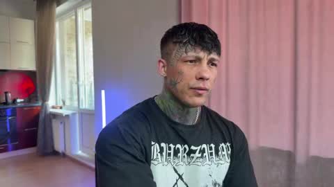 Tom online show from 16, 4, 2026