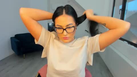 Snapshot of anya_evy chatting on 7, 11, 2025 Anya online show from 7, 11, 2025