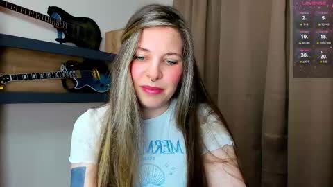 Snapshot of anya_seven chatting on 28, 9, 2025 Anya online show from 28, 9, 2025