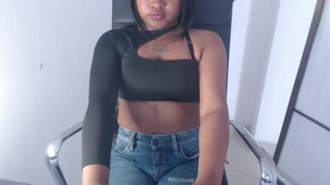 Snapshot of anyelikluz chatting on 25, 10, 2025 anyelikluz online show from 25, 10, 2025