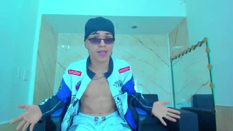 Snapshot of anyelo_sexyhot chatting on 26, 9, 2025 anyelo_sexyhot online show from 26, 9, 2025
